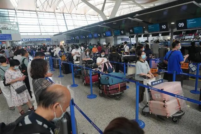 疫情期间上海赴港之旅，挑战与机遇同行