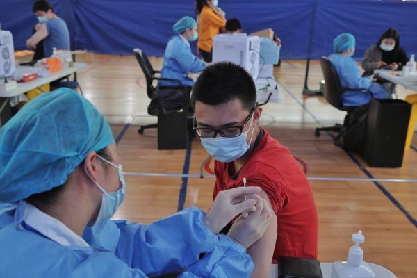 北京与上海疫苗接种行动助推健康中国进程