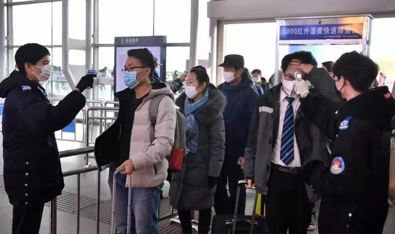 疫情封控下的北京与长沙，城市挑战与机遇的最新动态