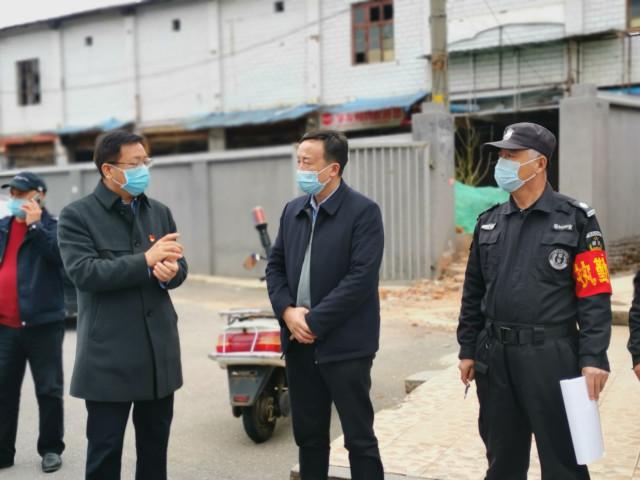 疫情封控下的北京与长沙，城市挑战与机遇的最新动态