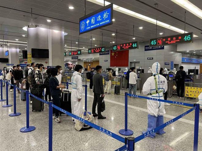 香港疫情相关政策与重庆最新动态概览