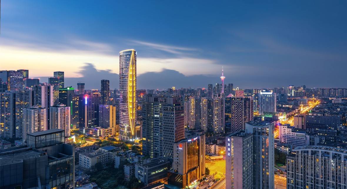 疫情最火的十大城市，挑战与机遇的挑战之路