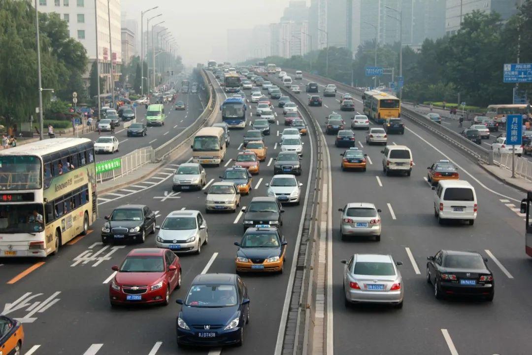 疫情期间房土两税减免政策解读及其影响分析