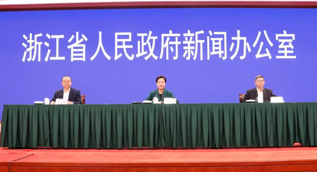 疫情解封迎春天，曙光初现于2022年12月7日