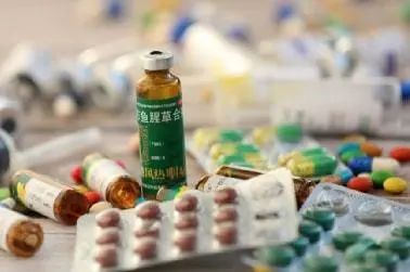 中国疫情下的药物选择，我们该何去何从？