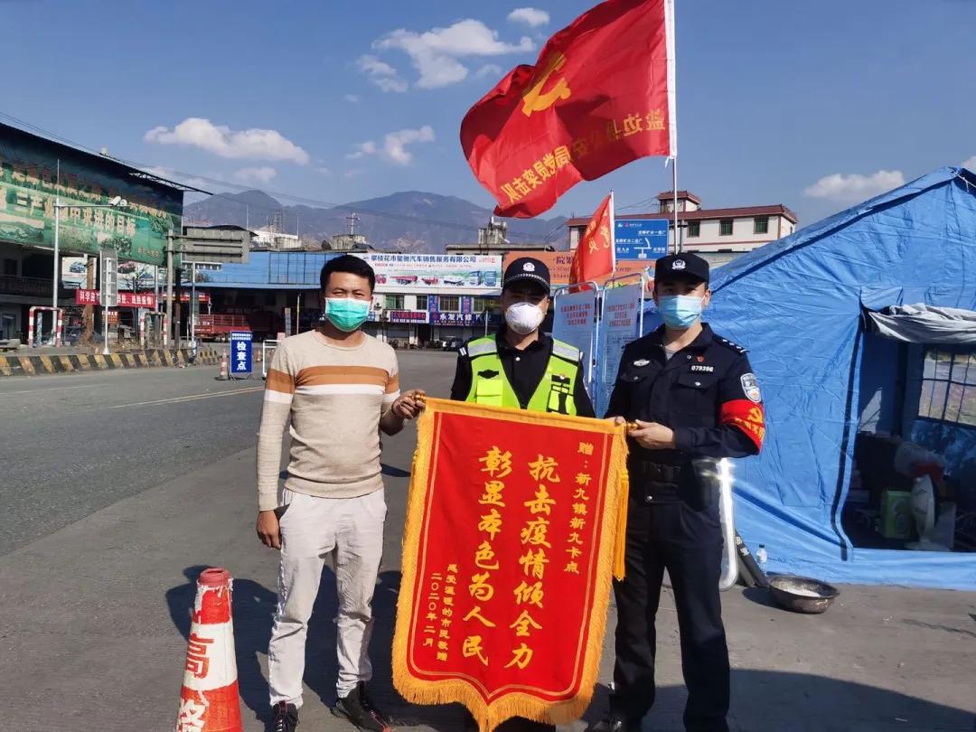 疫情期间温情与希望的绽放，真实感人故事回顾