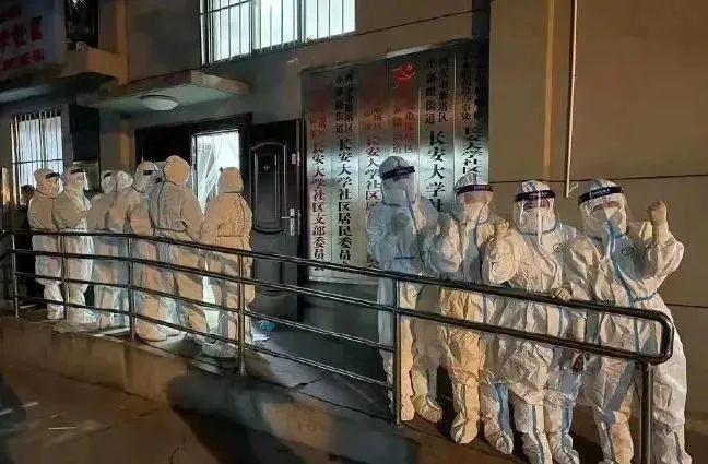 疫情中的温情与力量——感人真人真事事迹展现人间真情