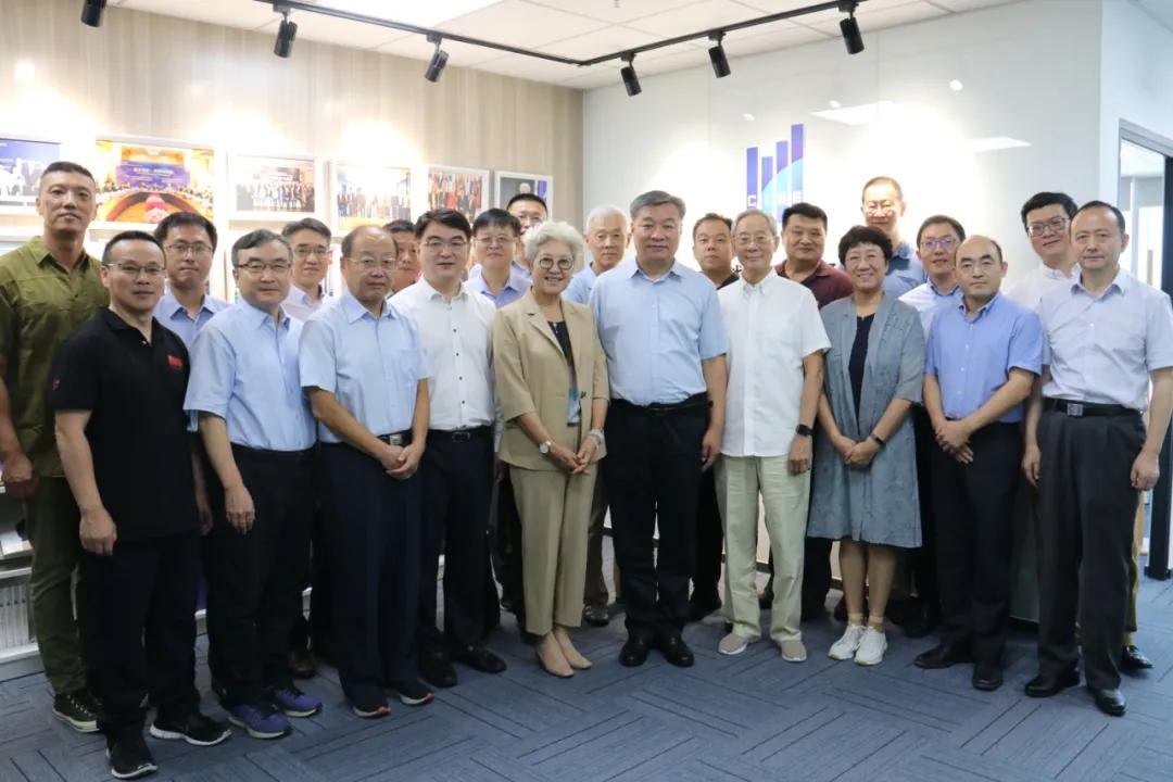 疫情结束之际，回顾过去，展望未来