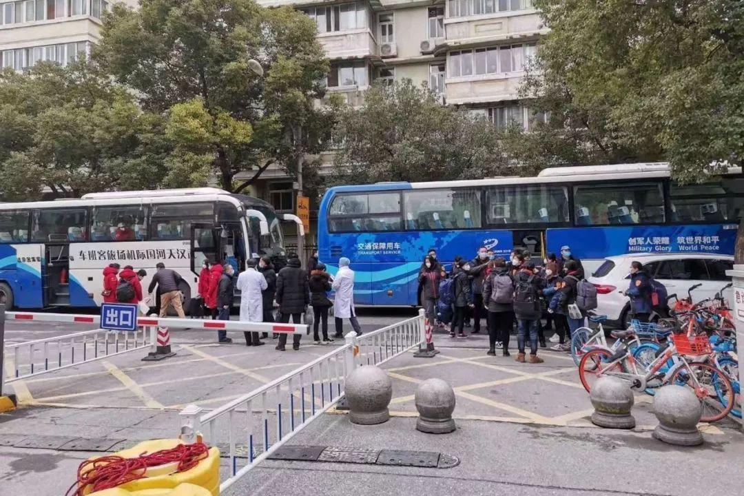 武汉封城与疫情肆虐的始末纪事