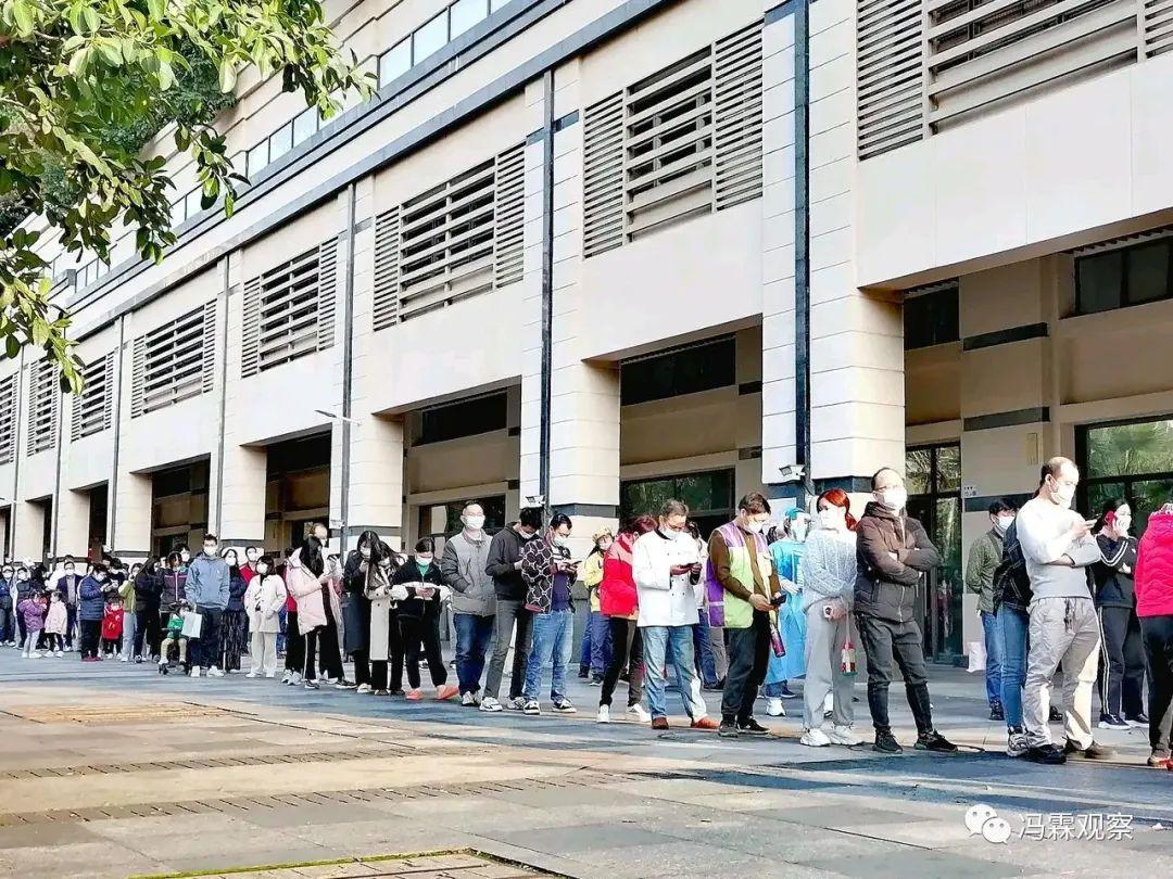 全国封城，疫情下的历史转折与全民抗疫起点