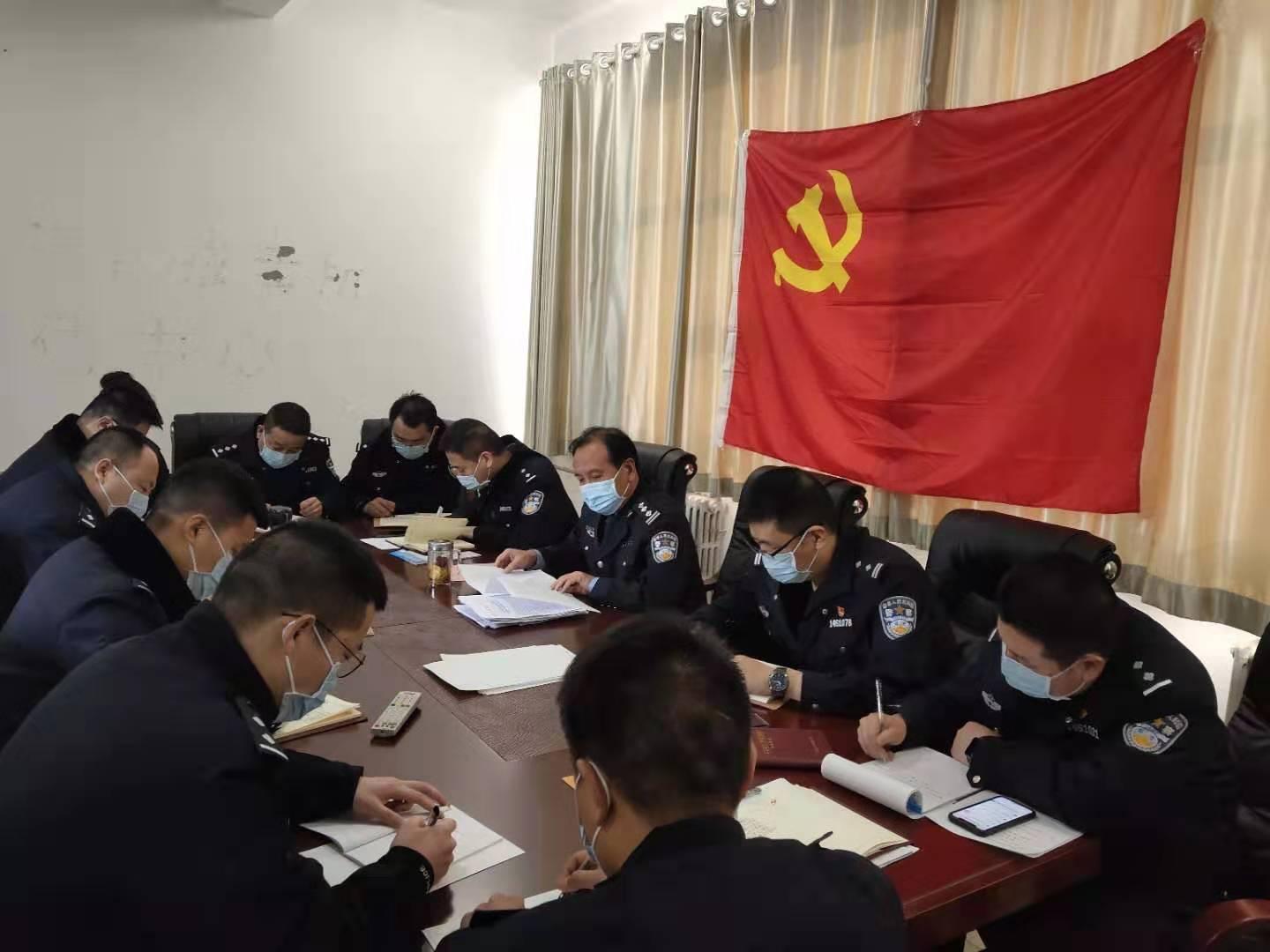 疫情下的坚守与希望之光