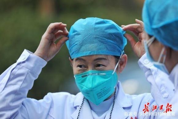 武汉疫情中的白衣战士，无畏的抗疫英雄