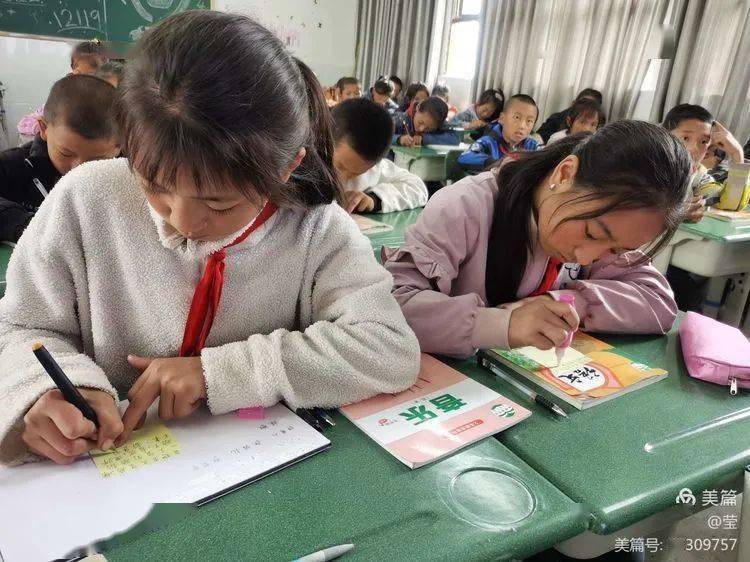 小学一年级抗疫情主题看图说话，孩子们眼中的防疫行动
