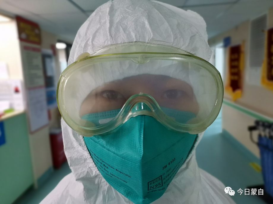 疫情中的白衣勇士，守护生命的无畏战士