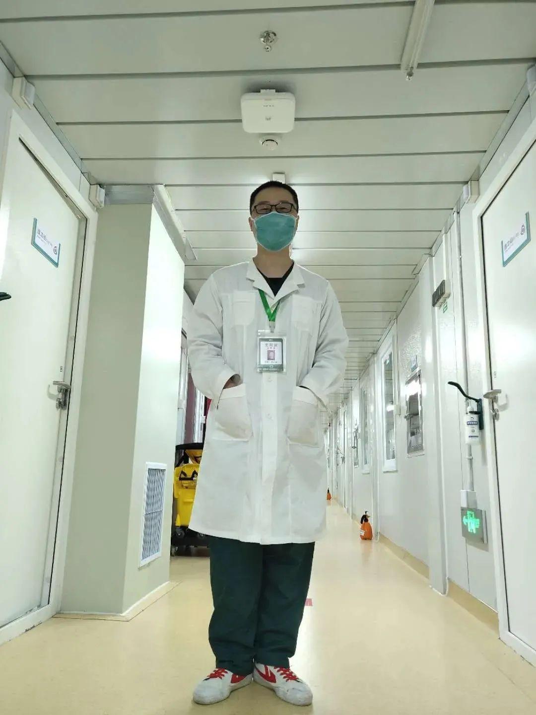 疫情中的白衣战士，英雄之光，守护天使
