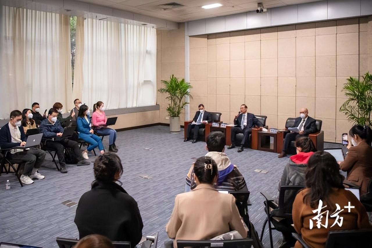 全球视角下的观察与分析，疫情延续至明年的可能性探讨