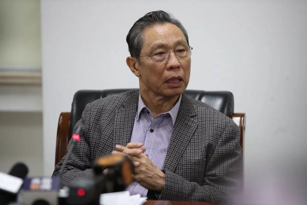 钟南山院士抗疫英雄，医者仁心，英勇无畏的抗疫历程
