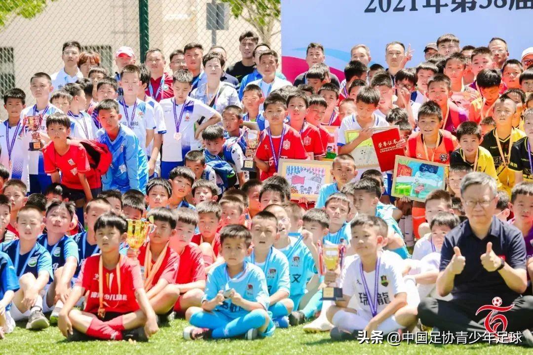 疫情终结的期盼，人类的希望与科学的探索之旅