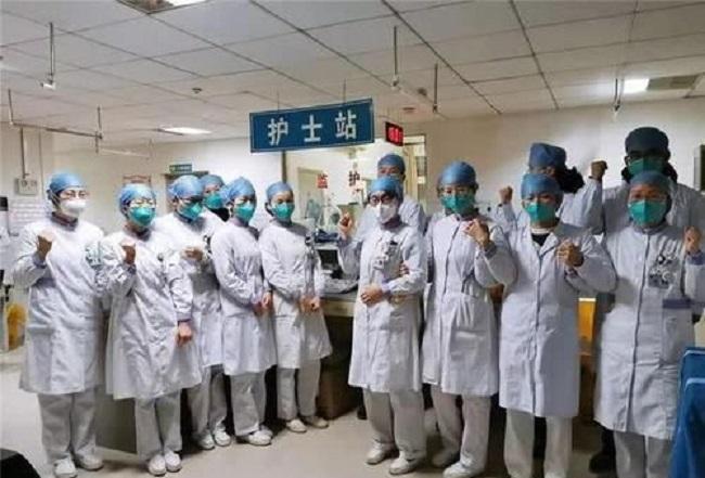 钟南山英雄事迹，疫情期间的无畏先锋