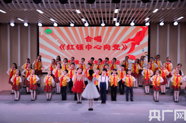 白衣战士的抗疫颂歌，无畏天使的赞歌