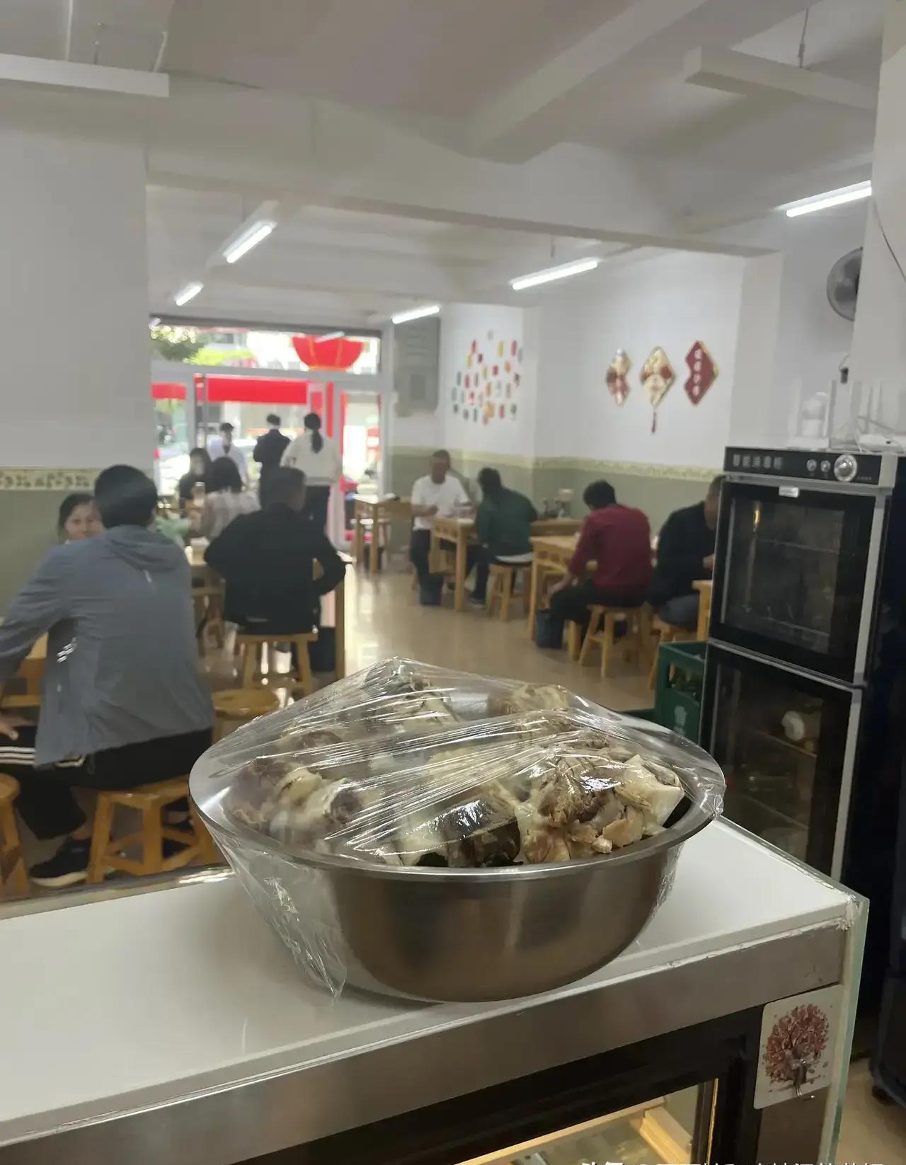 三年疫情下负债人数量激增及其影响分析
