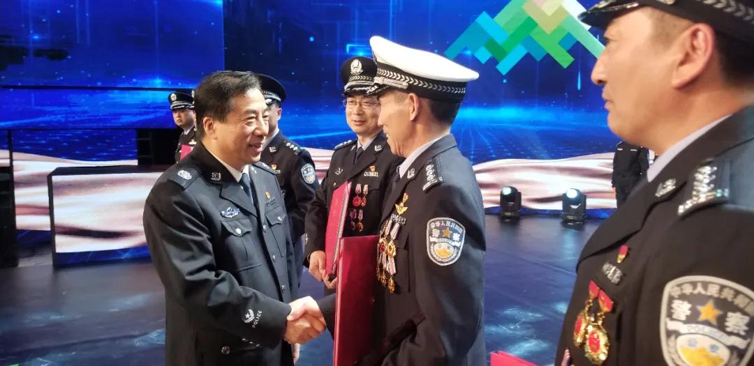 疫情后时代的全面开放，展望与思考的新篇章