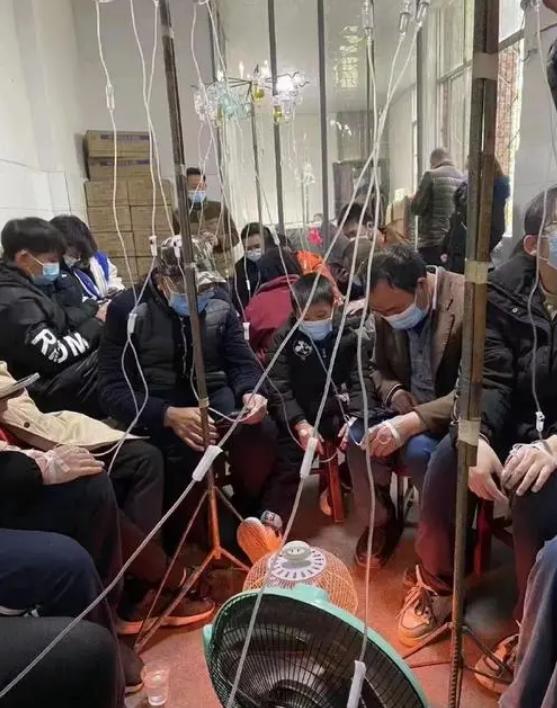 全面放开疫情防控的时间节点，回顾过去，前瞻未来
