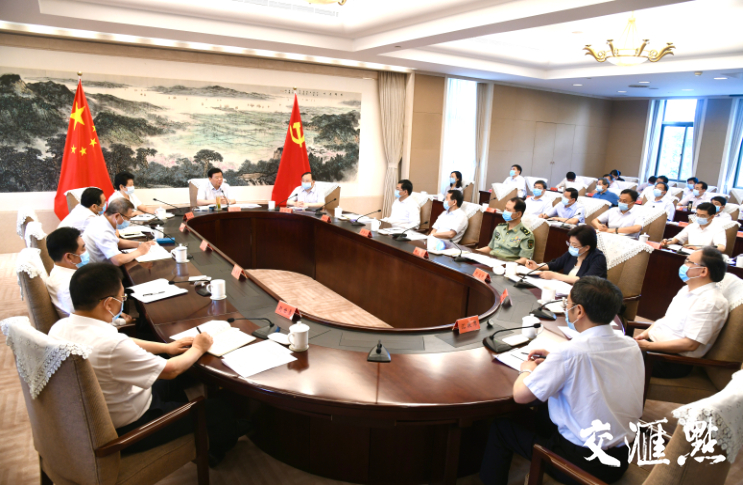 江苏省委紧急行动应对南京疫情挑战，展现领导力与担当
