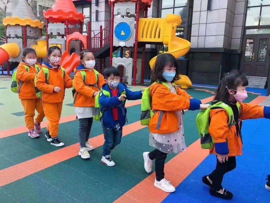 合肥幼儿园关闭时刻，疫情下的无奈抉择