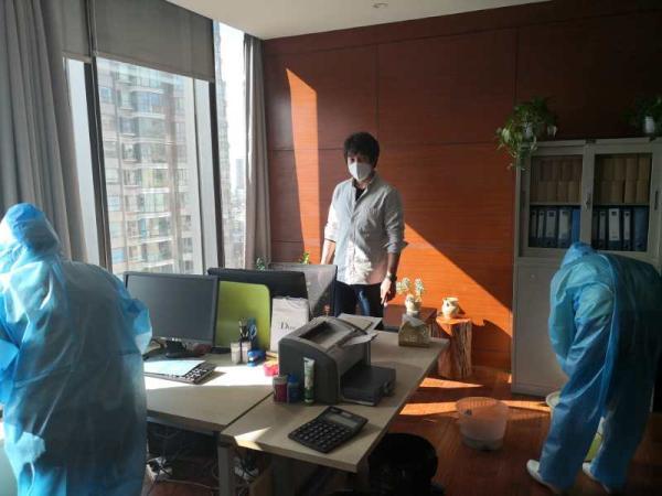 昆明疫情下的爱心暖流涌动