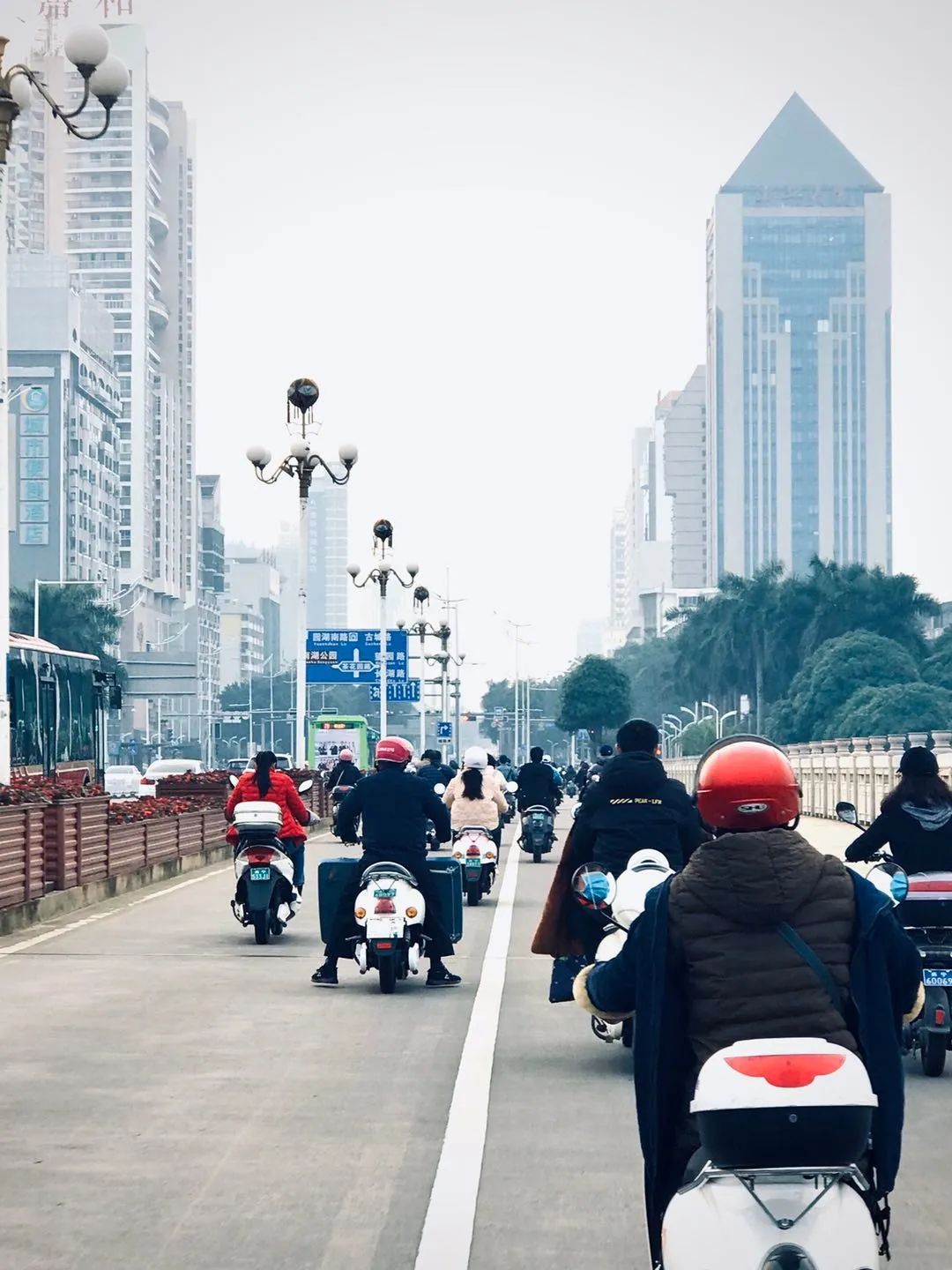 疫情下的广西南宁，挑战与希望共生共存