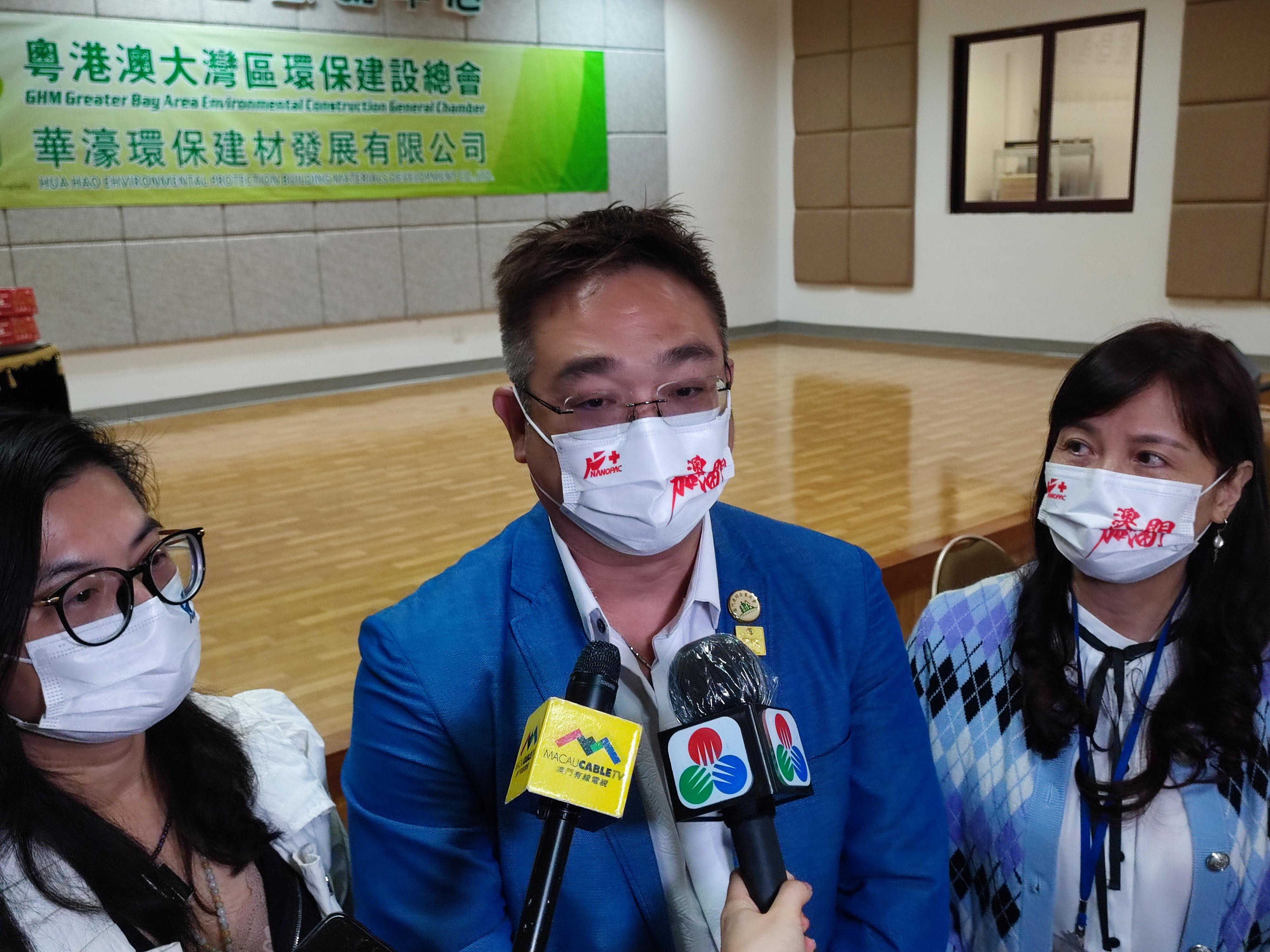 澳门应对疫情发钱措施及其社会影响探究