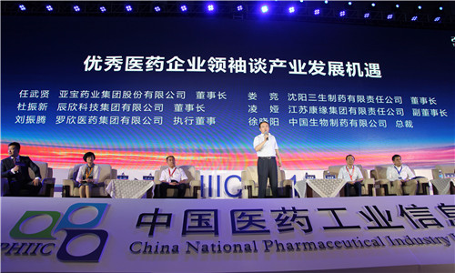 重庆与上海的疫情应对，挑战与机遇并存的双城记