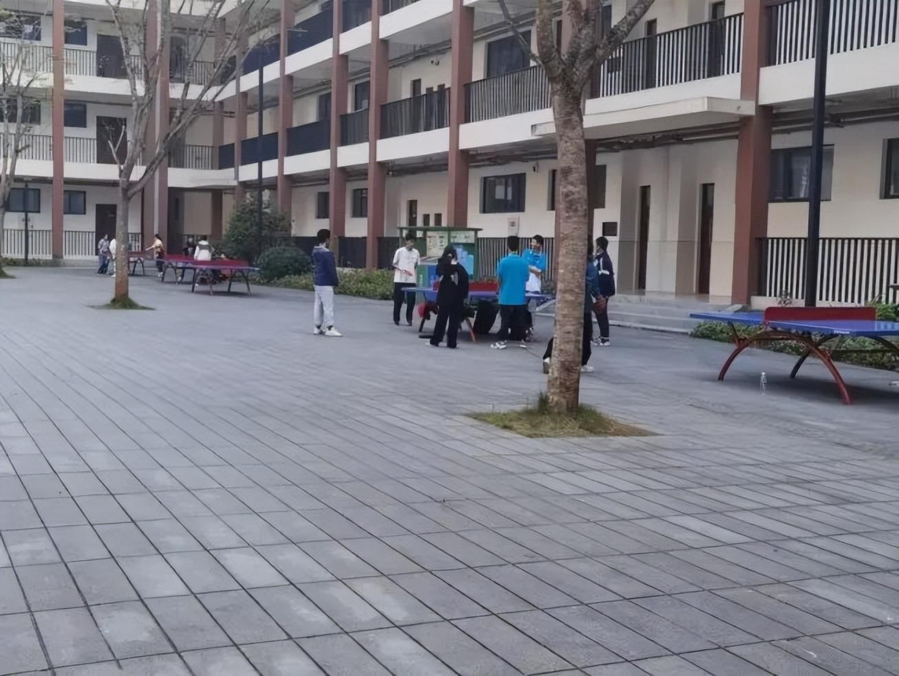 重庆西最新疫情动态实时观察