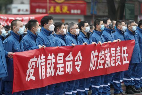 重庆市与郑州市疫情现状与应对策略探讨