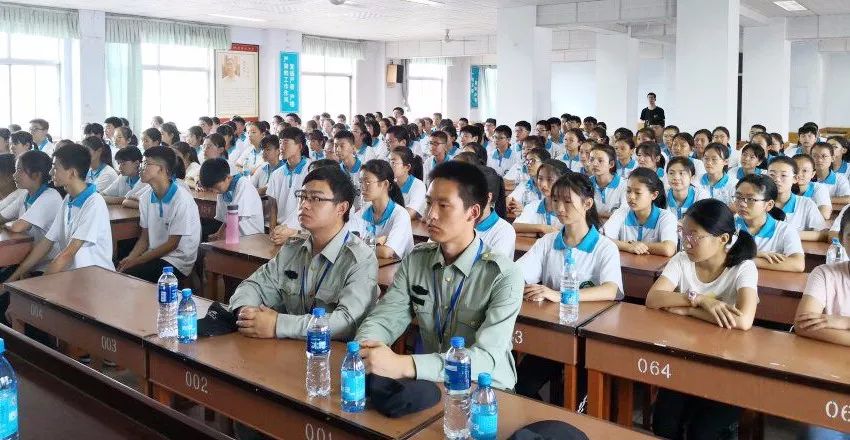 陕西省丹凤中学舒存江，教育者的卓越人生之路