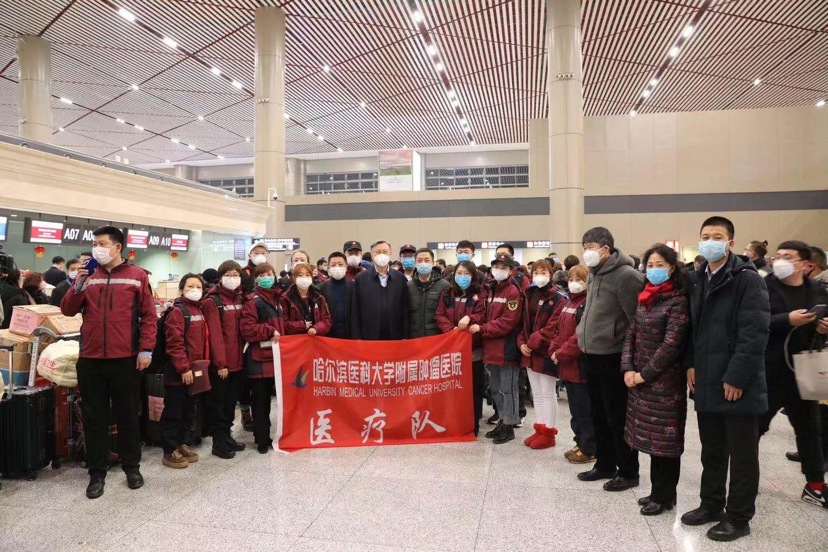 湖北援鄂医疗队，无私大爱，武汉抗疫壮丽篇章的书写者