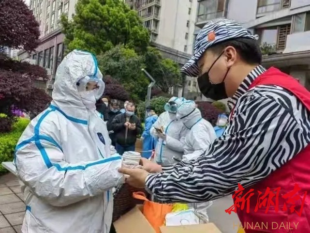 长沙疫情严峻，全民一心共抗疫情