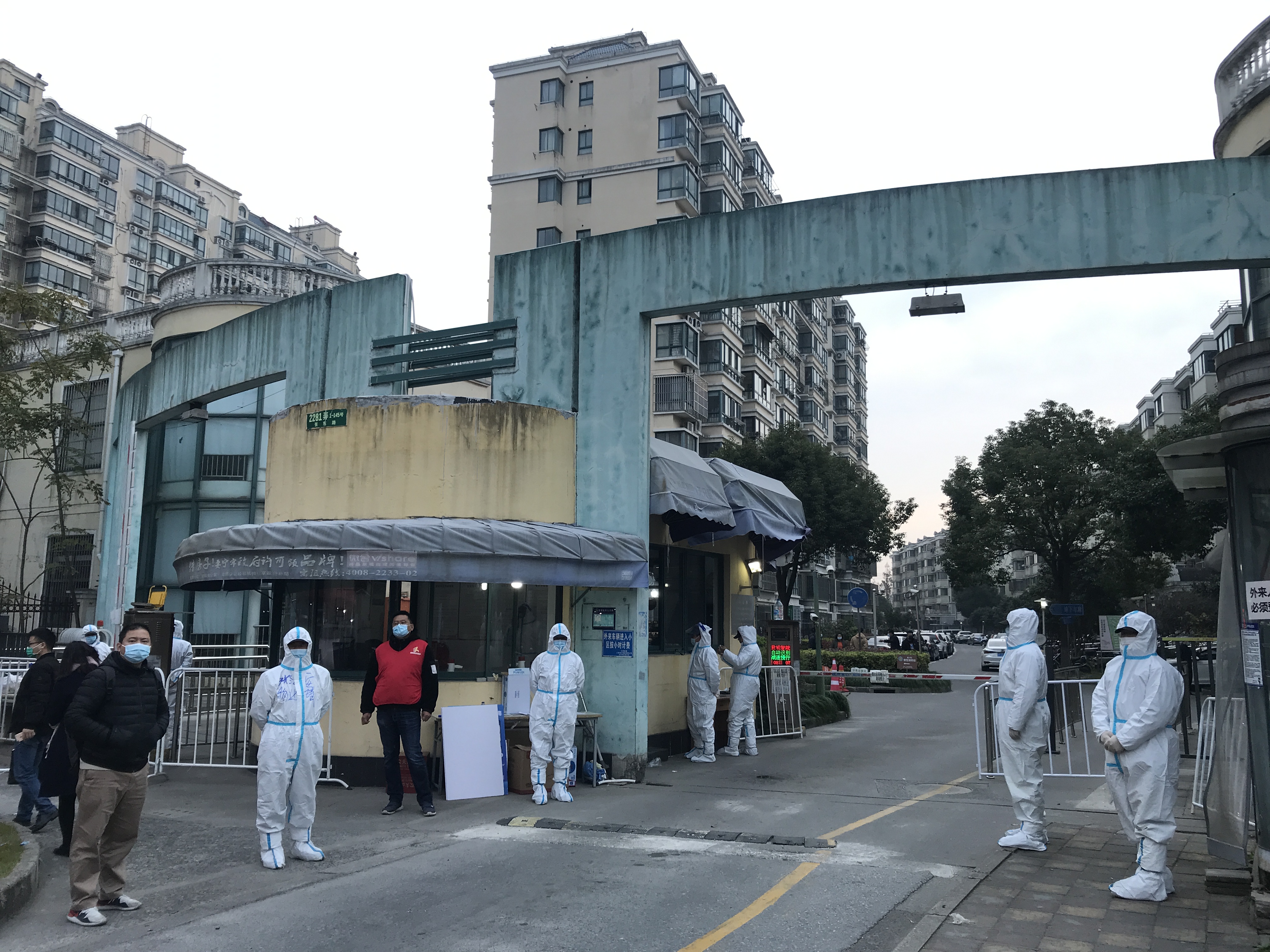 上海小区封闭，面对新的挑战与机遇