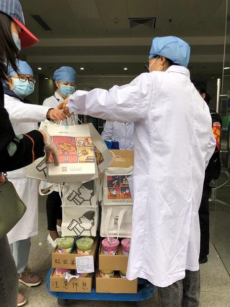 上海抗疫战，众志成城，共克时艰