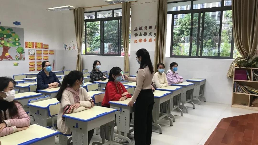 广西南宁坚决筑牢疫情防控防线，守护城市安宁