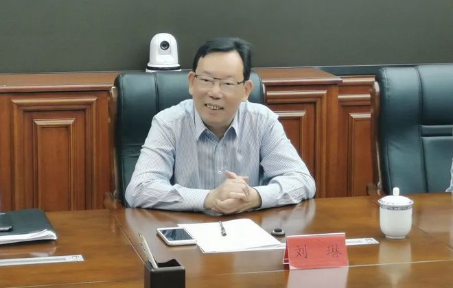 乌鲁木齐水利厅厅长引领水利事业革新之路