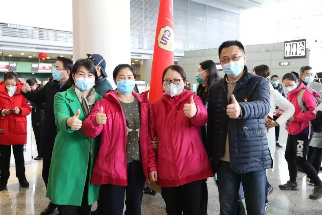上海、武汉携手抗击肺炎，团结与希望的挑战