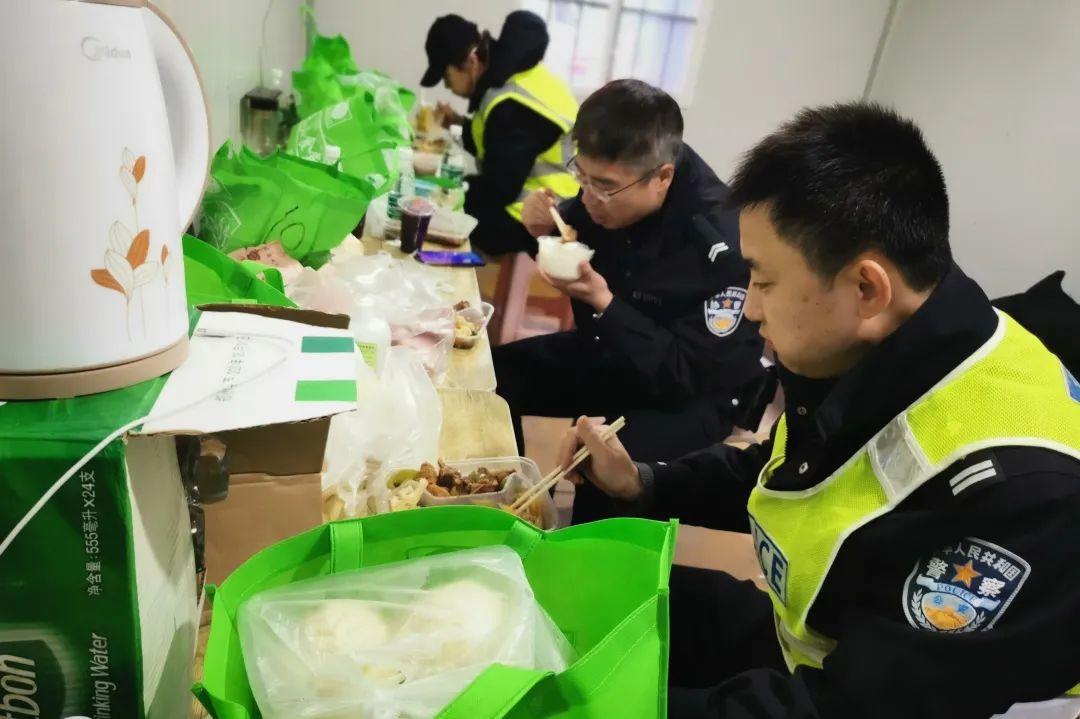 山东携手上海共筑抗疫防线，展现抗疫担当精神