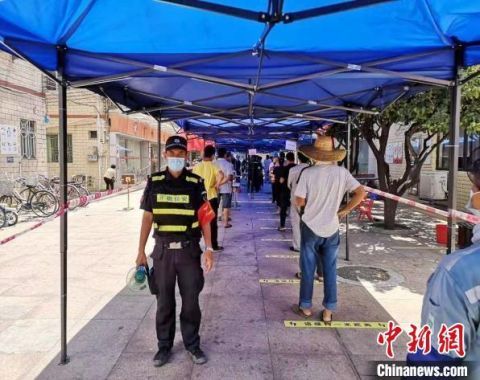 贵州省疫情防控指挥部电话，民众与防疫工作的沟通桥梁。