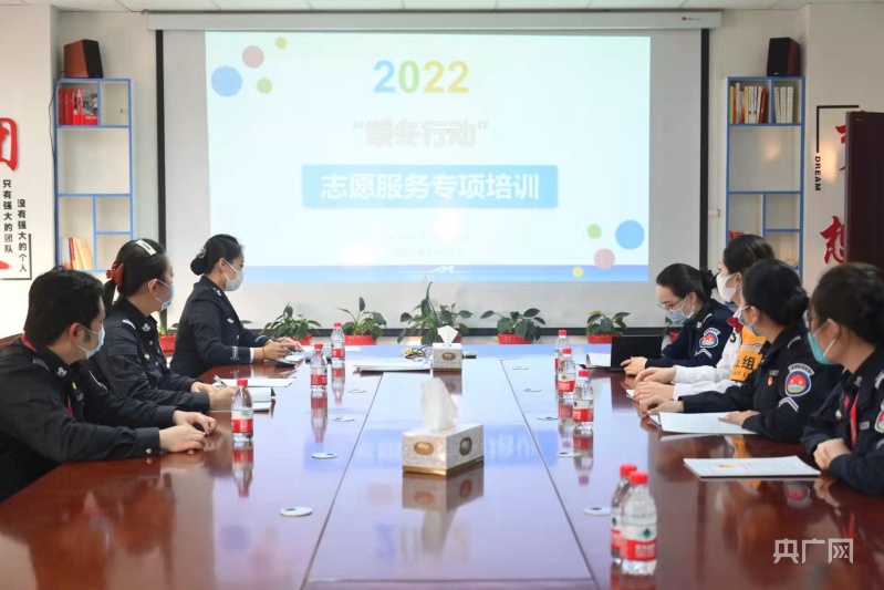乌鲁木齐机场疫情防控专班，筑牢空中门户的铜墙铁壁