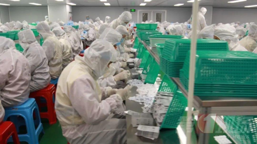 疫情下的香港，疫苗接种之路与抗疫新篇章