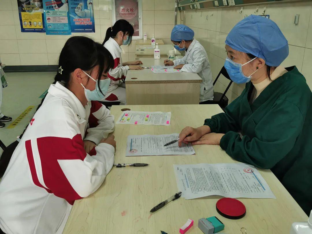 广州新冠疫苗接种，北京生物疫苗的安全性与有效性解析