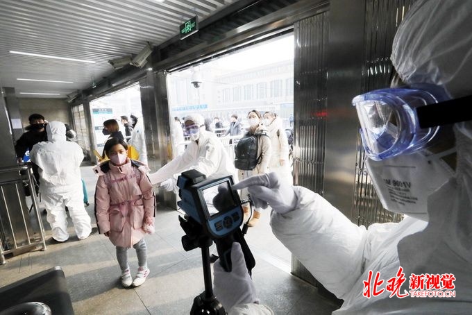 北京地铁有备用口罩吗？探访地铁防疫服务细节