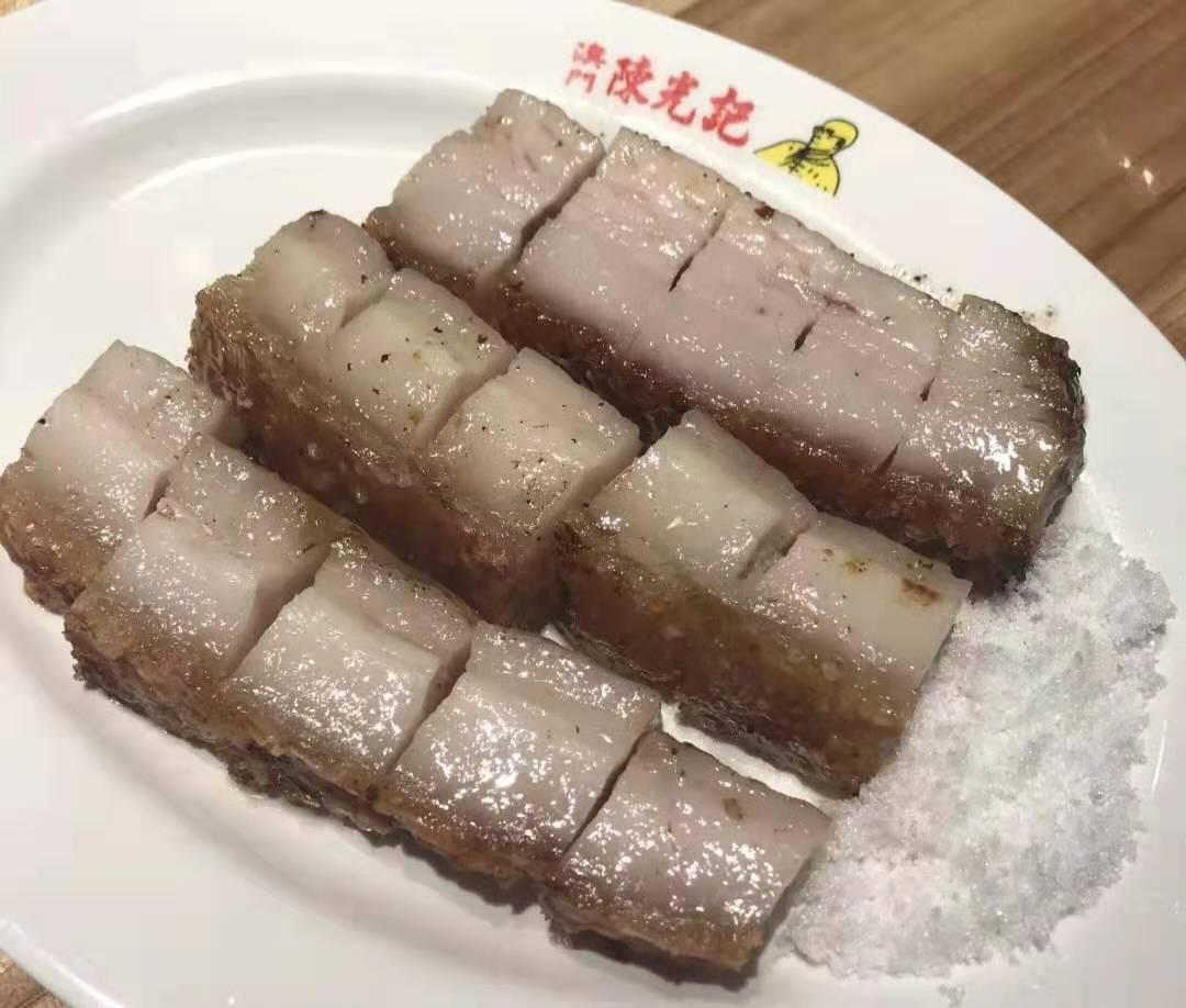 北京的面积相当于几个澳门？